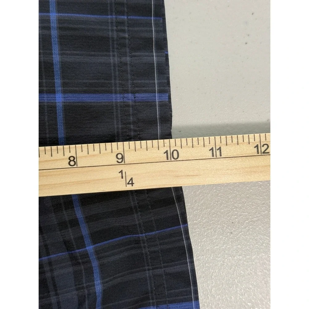 Kirkland Signature Mens Plaid Golf Shorts Blue Black Size 34 Stretch Performance